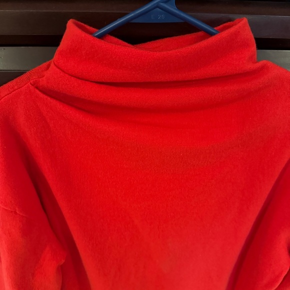 🔥 LAST CHANCE [Beautiful] sweater - Picture 4 of 5